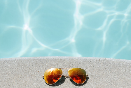 estate in piscina accessori in piscina d'estate