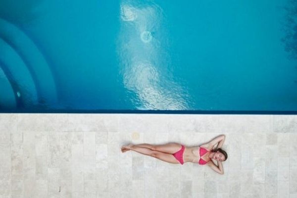 accessori che aiutano in piscina relax in piscina